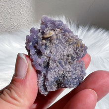 Load image into Gallery viewer, Grape Agate
