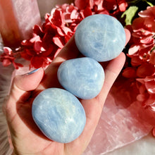 Load image into Gallery viewer, Blue Calcite Palmstones
