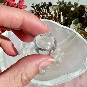 Small Quartz Spheres